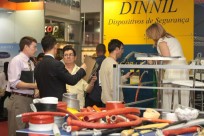 D/N Dinnil Stand