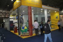 Stand Dinnil 2
