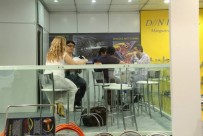 Foto Stand Dinnil